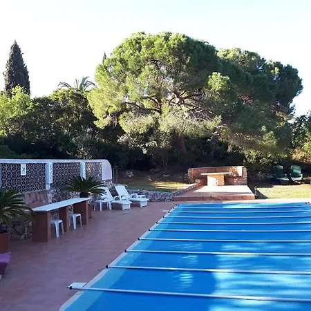 Castelo Do Mar, 3 Bedroom With Private Pool In Large Garden, 400m To And Close To Village *
