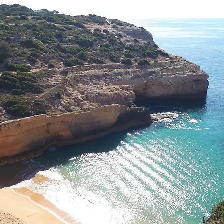 Villa Castelo Do Mar, 3 Bedroom With Private Pool In Large Garden, 400m To And Close To Village *