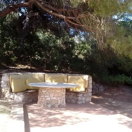 Villa Castelo Do Mar, 3 Bedroom With Private Pool In Large Garden, 400m To And Close To Village Carvoeiro