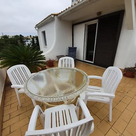 Villa Castelo Do Mar, 3 Bedroom With Private Pool In Large Garden, 400m To And Close To Village Carvoeiro