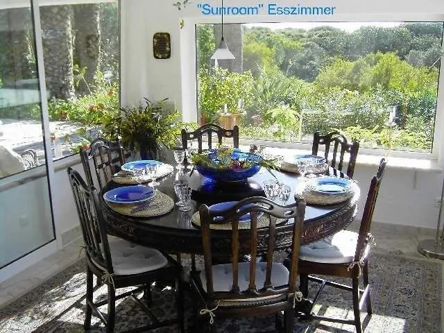 Castelo Do Mar, 3 Bedroom With Private Pool In Large Garden, 400m To And Close To Village * 카르보에이루